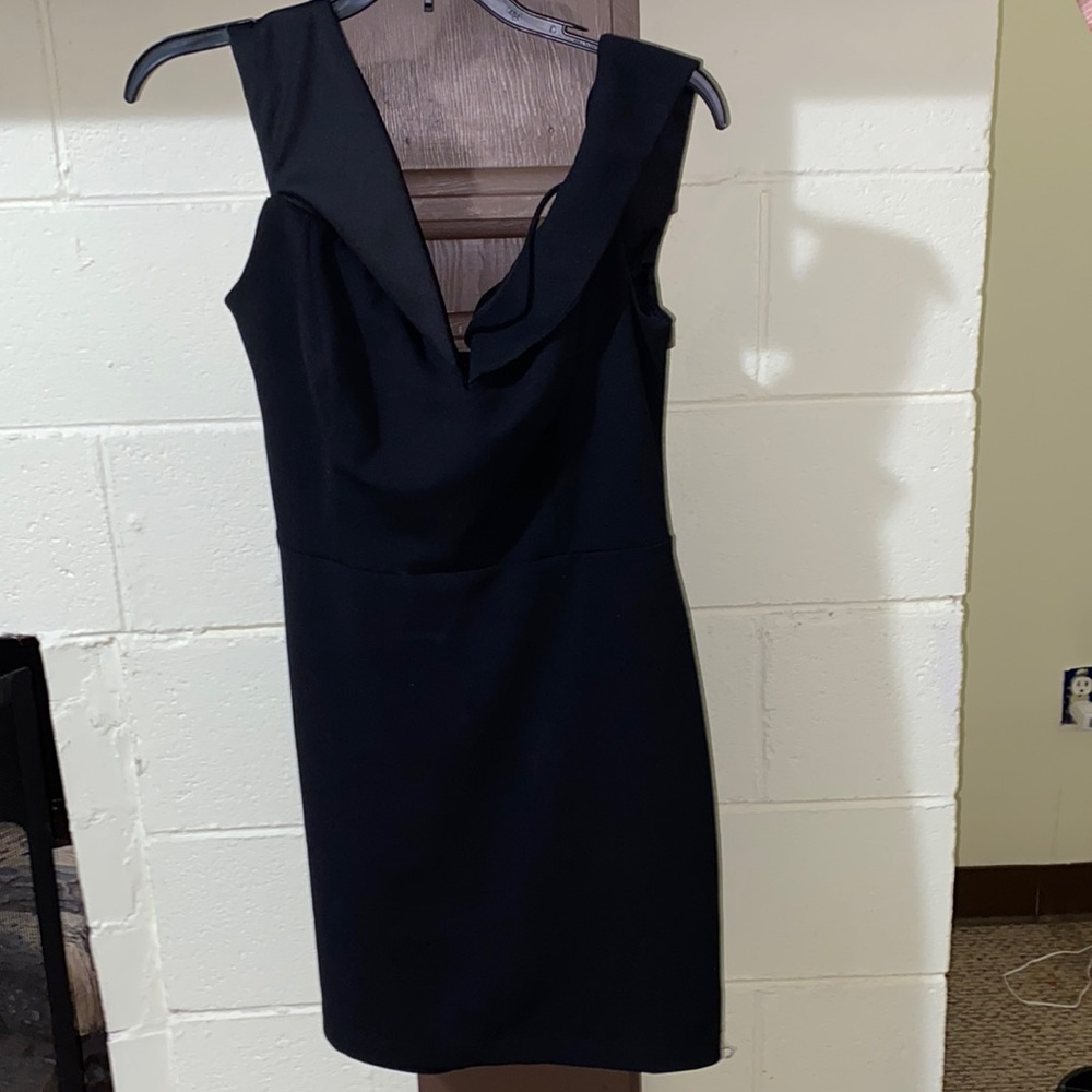 Black bodycon dress